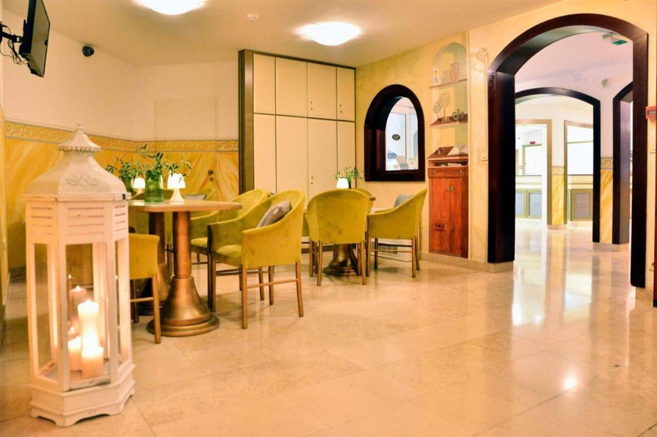 Hotel Villa Letan Fažana Eksteriør bilde