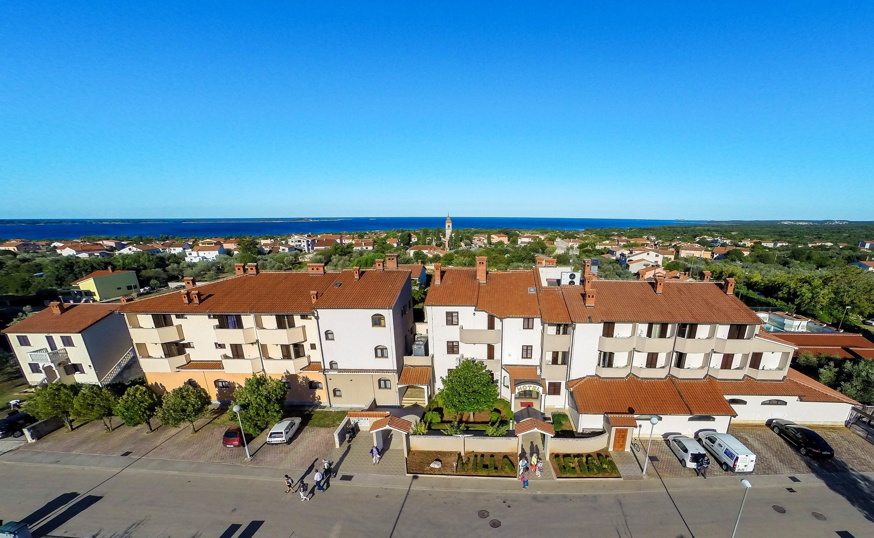 Hotel Villa Letan Fažana Eksteriør bilde